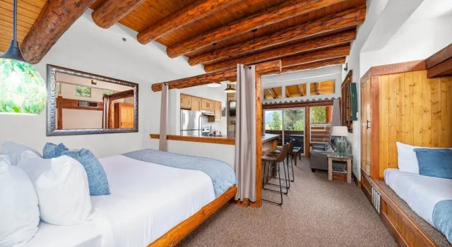 Семейный люкс Chipeta Lodge
