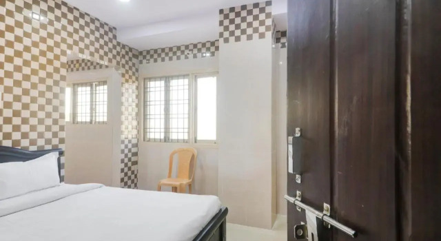OYO 86305 Hotel Aroma Classic, Varaa Hotelli Hyderabad 