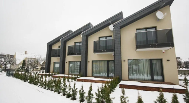 Nikolas Apartamentai Birstono 7, Book Hotel Hotels in Alytus with Parking, Parking