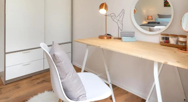 Renoviertes Apartment mit Netflix, Boxspringbett & Parkplatz, Забронировать Апартаменты/квартира Бад-Эйнхаузен Teutoburg Forest, рядом с Mühlenkreiskliniken AöR