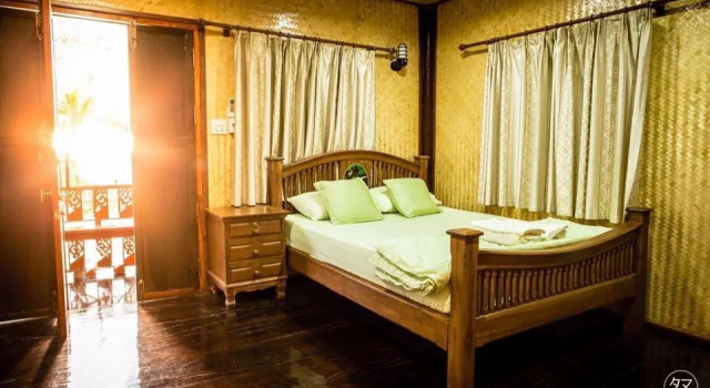Baan Pak Rim Khong Resort, Varaa Lomakeskus Hotellit North-Eastern Thailand pysäköinnillä, Pysäköinti