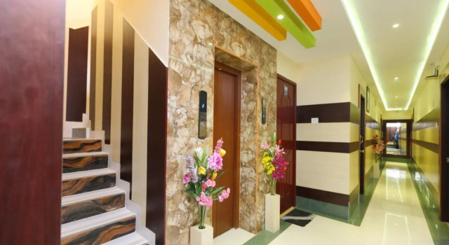 Royal Grand, Забронировать Отель Отели штата Тамилнада 3 звезды, 3*