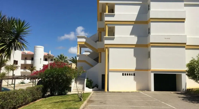 Apartment With 2 Bedrooms in Vilamoura, With Wonderful Mountain View,
