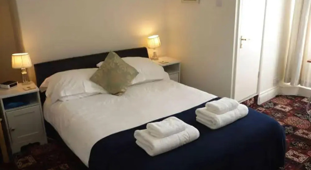 Rainbow Lodge - Guest house