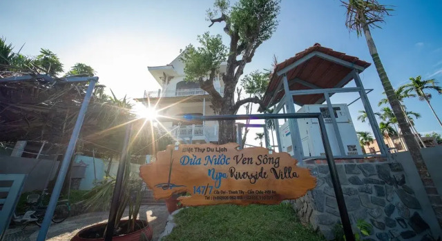 Nipa Riverside Villa, Prenota Villa Cam Chau 