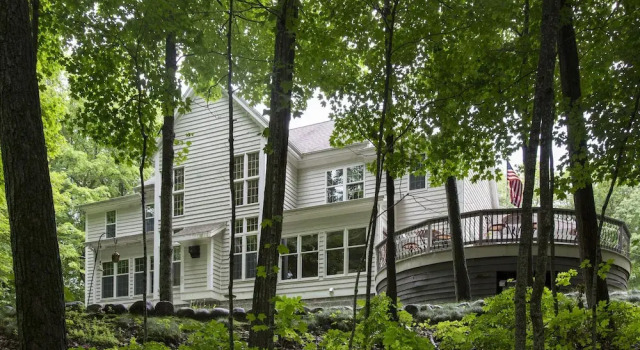 Hidden Serenity B&B, Đặt Nhà nghỉ có bữa sáng West Bend Wisconsin
