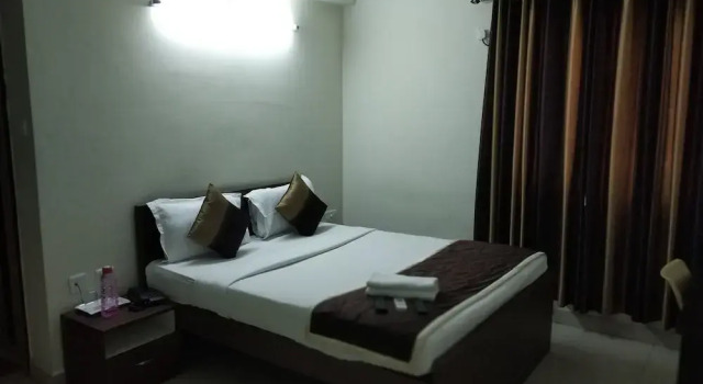 FabHotel The Prime