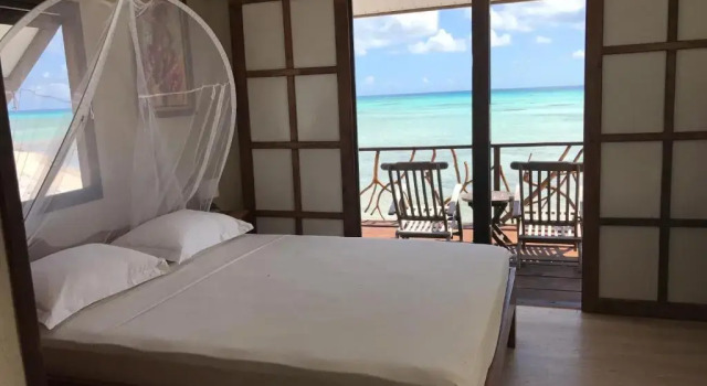 Бунгало с видом на море Hakamanu Lodge