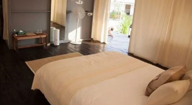Paros, Boek Hotel Hotels in Noord-Goa met parkeren, Parkeren
