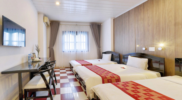 Hai Yen Hotel, Забронировать Отель Отели Хойан с бассейном, рядом с Quan Cong Temple, Бассейн