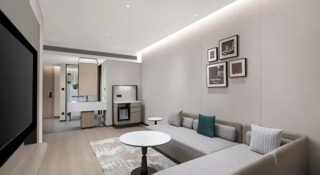 Люкс c 1 комнатой Holiday Inn & Suites Shanghai Changfeng by IHG