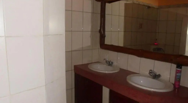 Полулюкс с видом на бассейн Sunset Villa Resort