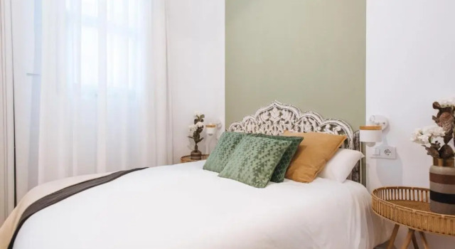 Апартаменты Standard Lola de Triana Apartments