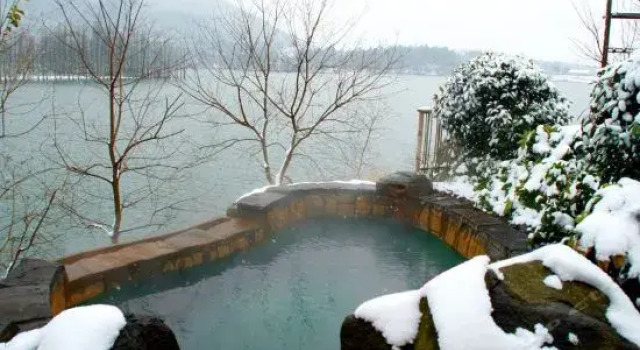 嵊州中翔绍兴温泉城, Prenota Hotel Hotel a Shaoxing con piscina, Piscina
