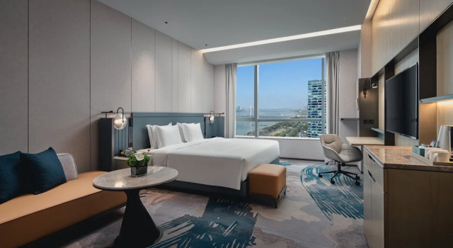 Двухместный номер Standard Crowne Plaza Hangzhou Riverside by IHG