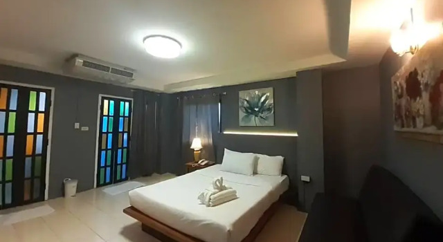 Двухместный номер Deluxe Bangkok Travel Suites Hotel