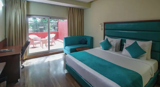 Номер Standard с балконом Hotel Cama