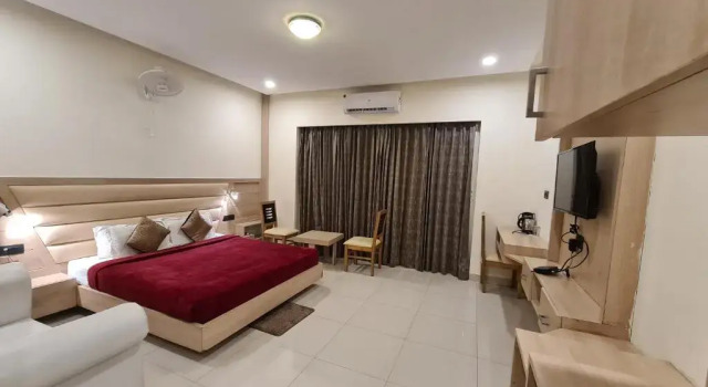 Номер Standard Hotel Rajpur Heights