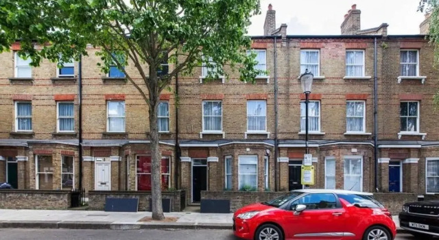 Retreat to a Stylish Flat in Chelsea