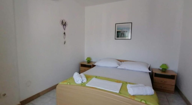 Apartments Family, Prenota Appartamento Postira 
