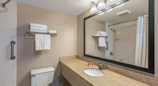 Номер Standard Super 8 by Wyndham Eureka Springs