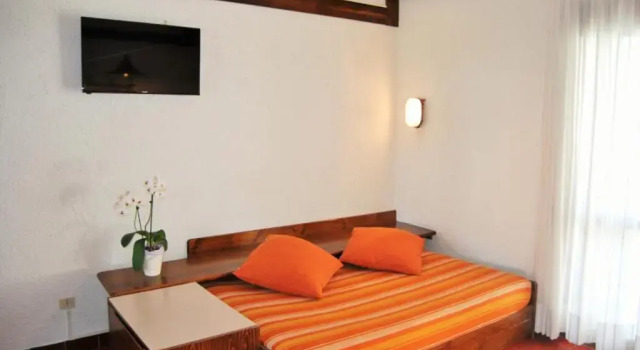 Le Rondini 1st floor with terrace
