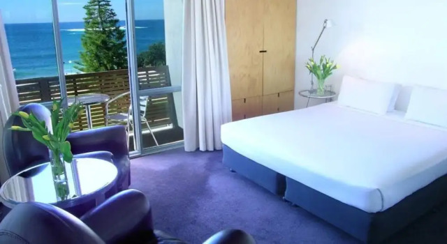 Номер Premier с балконом и с видом на океан Dive Hotel