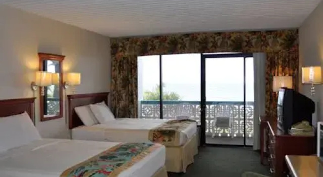 The Diplomat Family Motel, Забронировать Мотель Мотели Миртл-Бич, рядом с Парк аттракционов Фэмили-Кингдом, Мотель