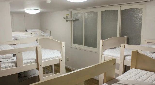 Orange Guesthouse - Hostel