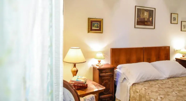 Casa Marta IUN Q1985, Buchen Sie Hotel Nuoro Barbagia
