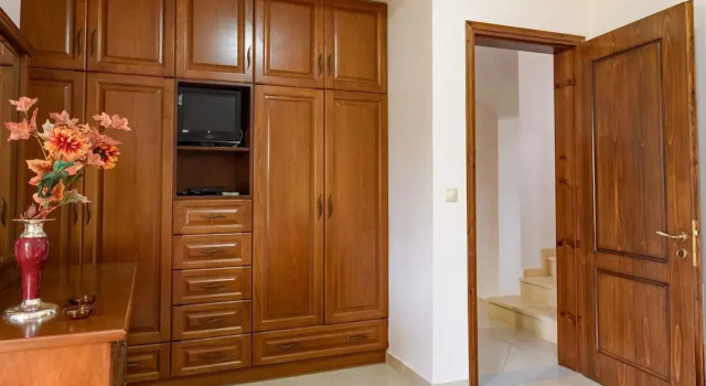 Villa Danae by CorfuEscapes, Забронировать Вилла Отели периферии Ионических островов с парковкой, Парковка