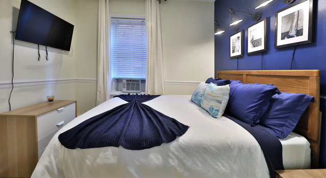 Cozy Studio with everything you need!, Забронировать Отель Бостон Бостон, рядом с Roxbury Heritage State Park