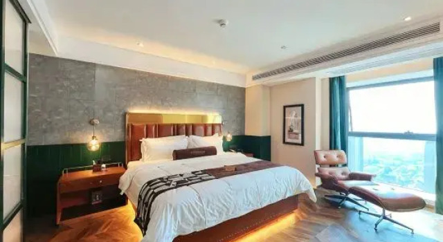 Люкс Business James Joyce Coffetel Apartment (Changde Wanda Plaza Wenli College)