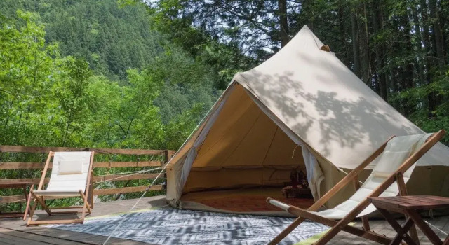 Номер Standard с балконом Fureaihiroba Glamping