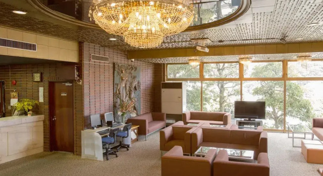Itoen Hotel Hakone Yumoto, Buchen Sie Hotel Hotels in Kanagawa mit Parkplatz, Parkplätze