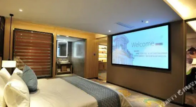 Yincheng Holiday  Hotel, Prenota Hotel Hotel a Henan con parcheggio, Parcheggio