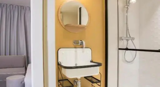 Трёхместный номер Cocoon Hôtel Life Bordeaux Gare - BG