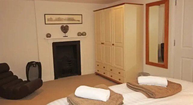 Cobbs Cottage, Varaa Lomakoti Mökit kohteessa Merseyside, Mökki