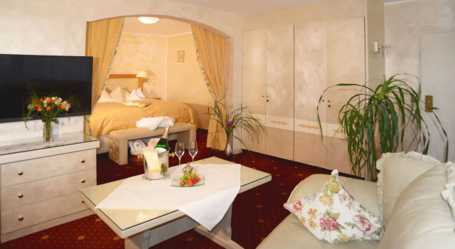 Hotel Krone Igelsberg, Забронировать Отель Бизнес-отели Фройденштадт, 4* 5*