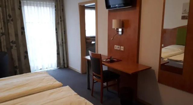 Двухместный номер Standard Hotel garni Hopfengold