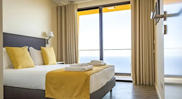 Eden Sun - A Modern Luxury Villa with a Panoramic View, Prenota Hotel Prazeres Arcipelago di Madeira