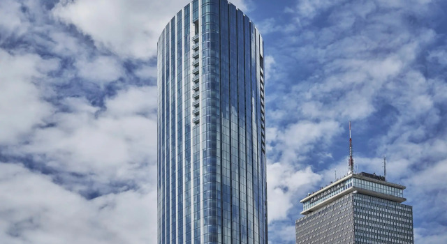 Отель Four Seasons One Dalton Street, Boston