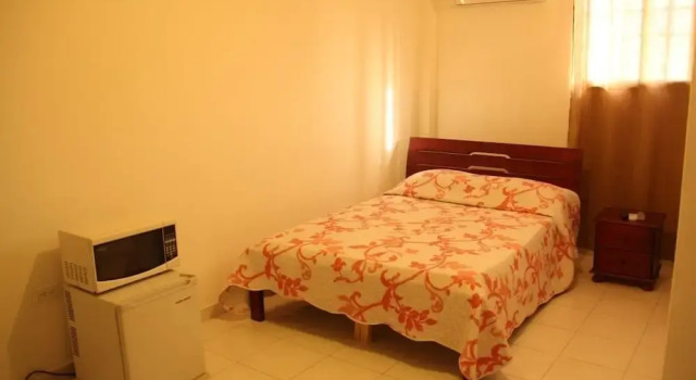 Renaissance Hotel, Reservar Hotel Delmas 