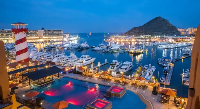 Номер Standard Hotel Tesoro Los Cabos