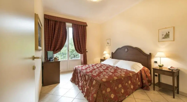 Люкс Hotel La Perla