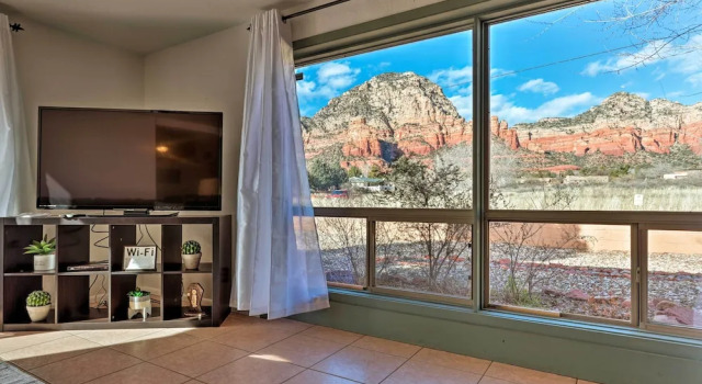 Near Hiking & Golfing: Sedona Home w/ Patio!