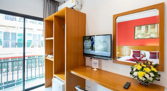 Двухместный номер Superior с балконом PJ Patong Resortel
