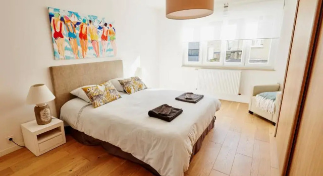 Les Appartements Saint-Michel - centre-ville 2 chambres 90m2 avec garage, Забронировать Апартаменты/квартира Отели Сен-Бриё с парковкой, Парковка