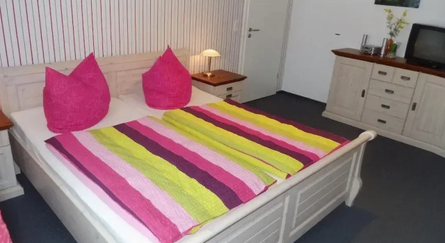 Haus Hallig Hooge, Забронировать Отель Штинтек Dithmarschen