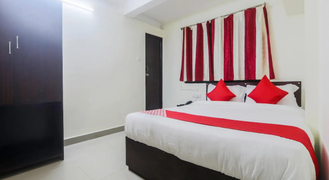 OYO 18759 Nirvana Guest House